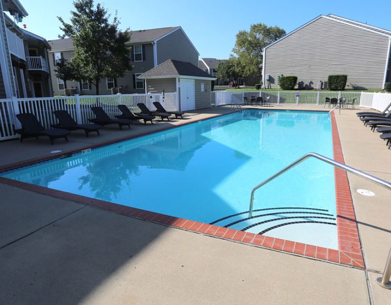 Hillpoint-Woods-Apartments---601-Hillpoint-Blvd,-Suffolk,-VA